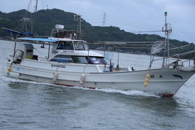 遊漁船美羽の写真